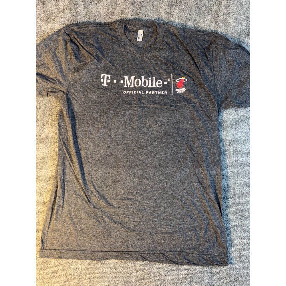 NBA Miami Heat American Apparel Tee Shirt Basketball Men's XL Gray T Mobile‎